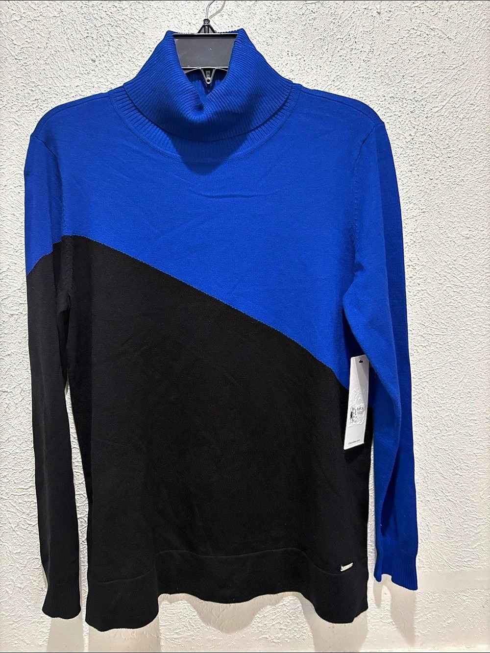 Calvin Klein Color Block Turtleneck in Blue & Black Size Medium NWT